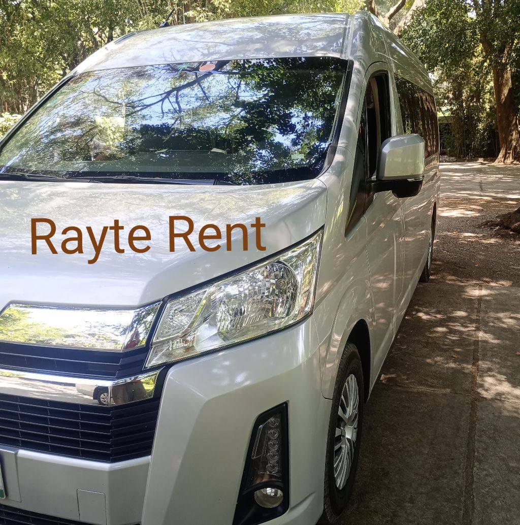 Camioneta Rayte Rent para transporte turístico